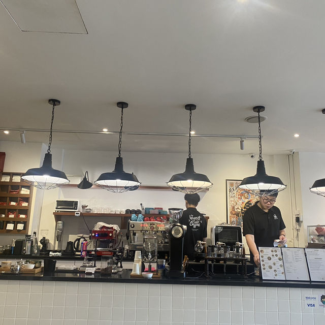 Q CUP COFFEE Roasters ☕️ , KL , Malaysia 🇲🇾