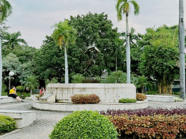 Buak Hard Public Park