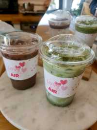 ไปคาเฟ่ One More Bite Bakery & Cafe กัน