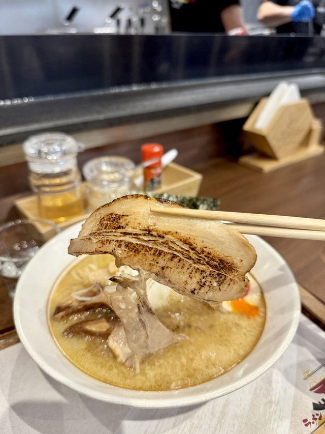 源自日本大阪嘅人氣拉麵店