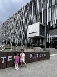 鶯歌｜新北美術館，用身體感受藝術