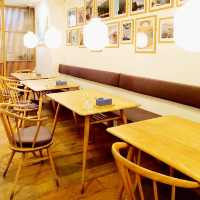 The Monocle Café in London