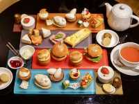 Elegant Afternoon Tea at Hyatt Regency Tokyo
