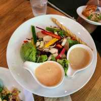 We Cafe phuket ผักออแกนิค farm to table