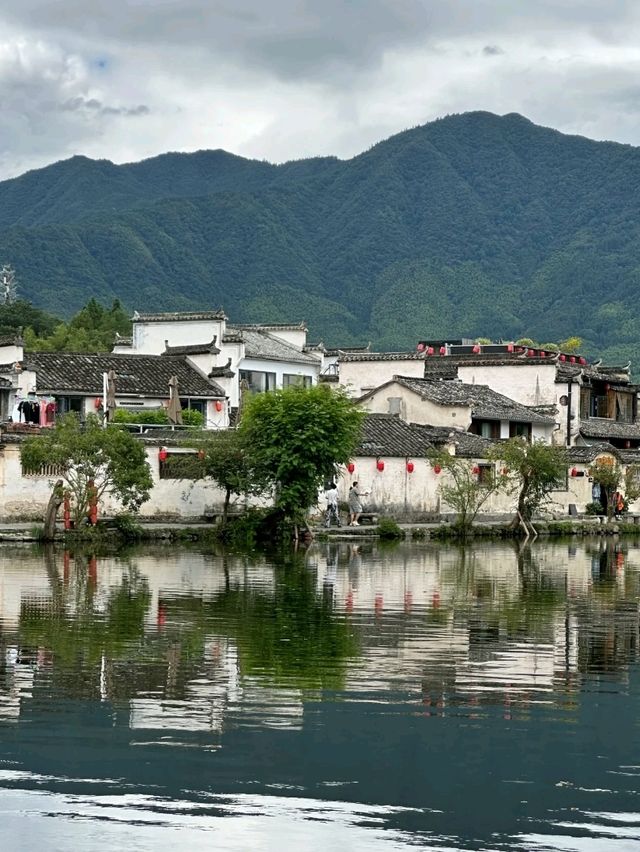 Nanhu (South Lake): The "Little West Lake" of Hongcun