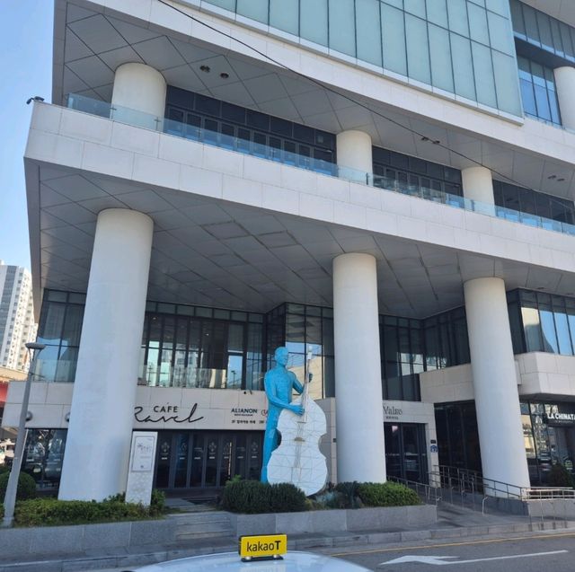 부산 영도 바다가 보이는 10만원대 호텔 '라발스'