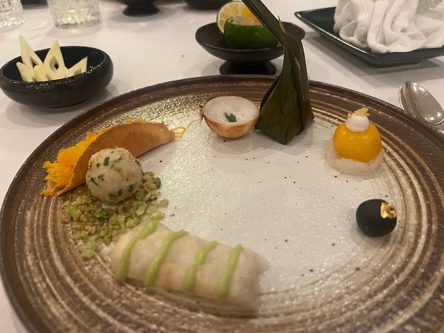 Traditional Thai Food with Contemporary Savviness in Baan Phraya