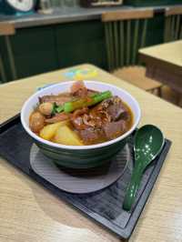 香港情懷．人氣老字號車仔麵店