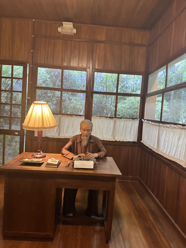 Hustle to Harmony: A Whirlwind Escape to Hanoi