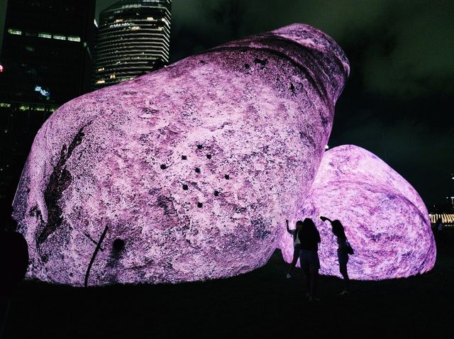 When the City Glows: i Light Singapore 2025 Lights Up the Bay