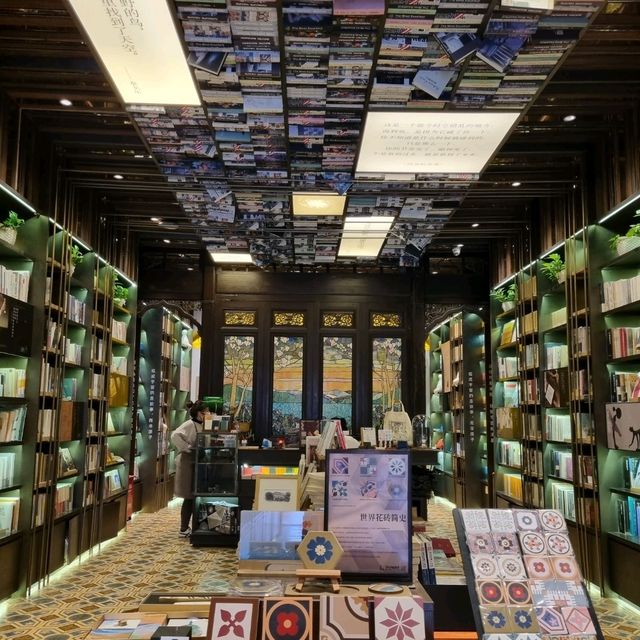 Exploring boutiques in Gulangyu