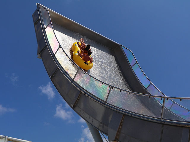 🌟 Liberty of the Seas Review: Big Ship Energy with Endless Fun! 🚢💥