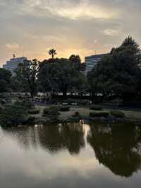 【黄昏時の日比谷公園と日比谷松本楼を歩いて】