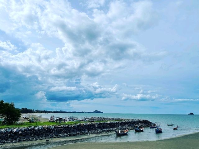 พากินร้านอาหารชื่อดังที่เขาเต่า!!