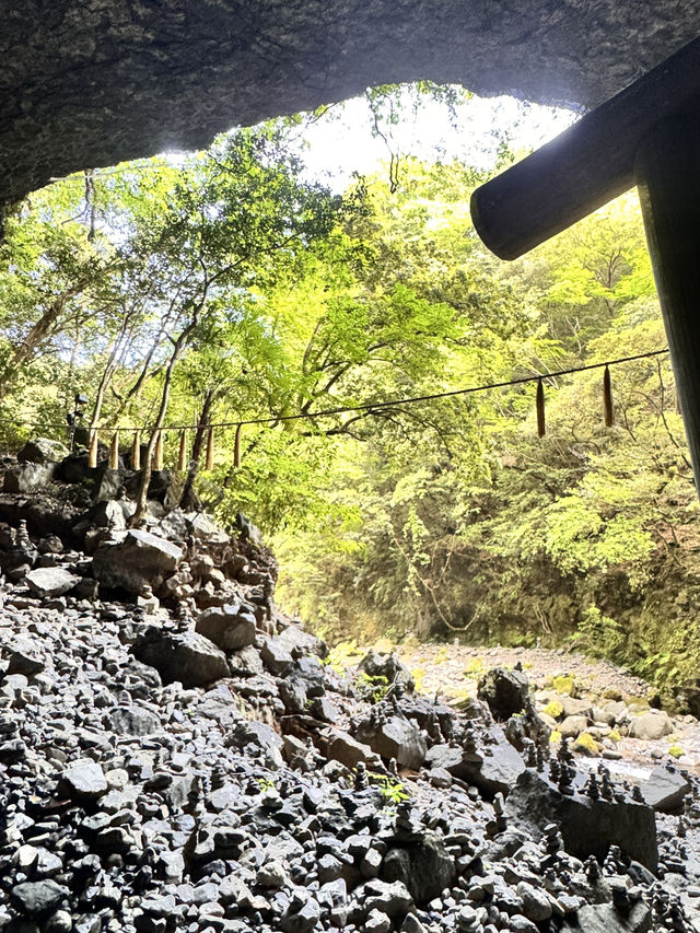 聖地天安河原