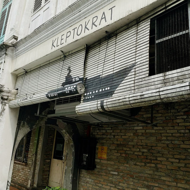 Rebel Brews at Kleptokrat Cafe