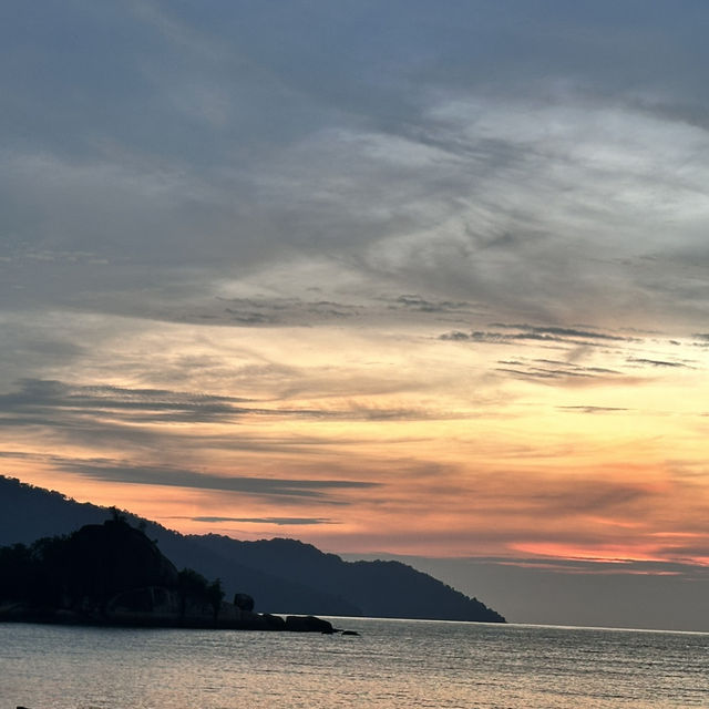 Stunning sunset @ Batu Ferringhi Penang 