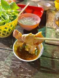 ร้านแจ่วฮ้อน บรรยากาศดีติดทะเลอ่าวประจวบ