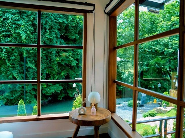 ที่พัก ที่เที่ยวตอนหน้าฝน สวยที่สุด