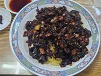 “Yeonnal Junggukjip: A Taste of Old Seoul’s Chinatown”