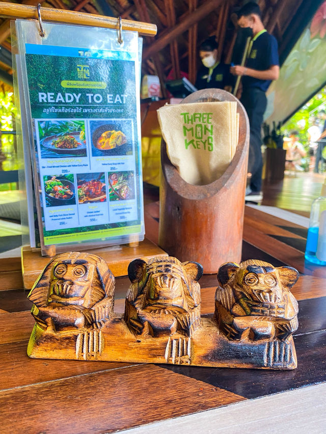 🌳Three Monkeys  – ร้านอาหารกลางป่าที่ดีต่อใจ