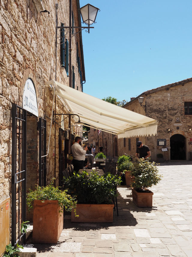 イタリア　トスカーナの小さな街　Bagno Vignoni