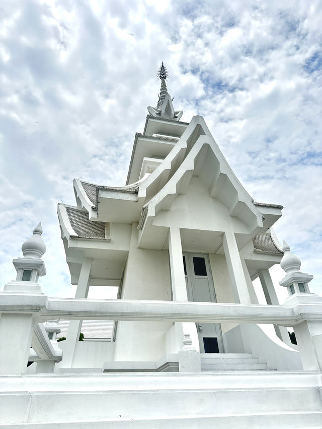 🇹🇭泰國清萊熱門打卡景點—白廟✨