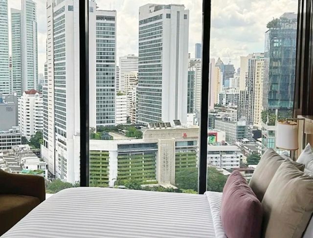 Skyview Hotel Bangkok หรูหราหมาเห่า ทำเลเยี่ยม
