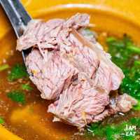 ทีเด็ดก๋วยเตี๋ยวเนื้อโกเบ เนื้อน่องลาย 