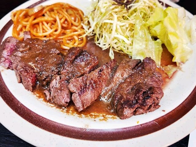 [🇯🇵松山] コーヒー&ステーキ 坊っちゃん – ステーキとカフェが楽しめる隠れ家的スポット 