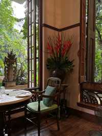 🌿✨ Bangkok’s Hidden Gem: Ariyasomvilla – A Thai Heritage Retreat! ✨🌿