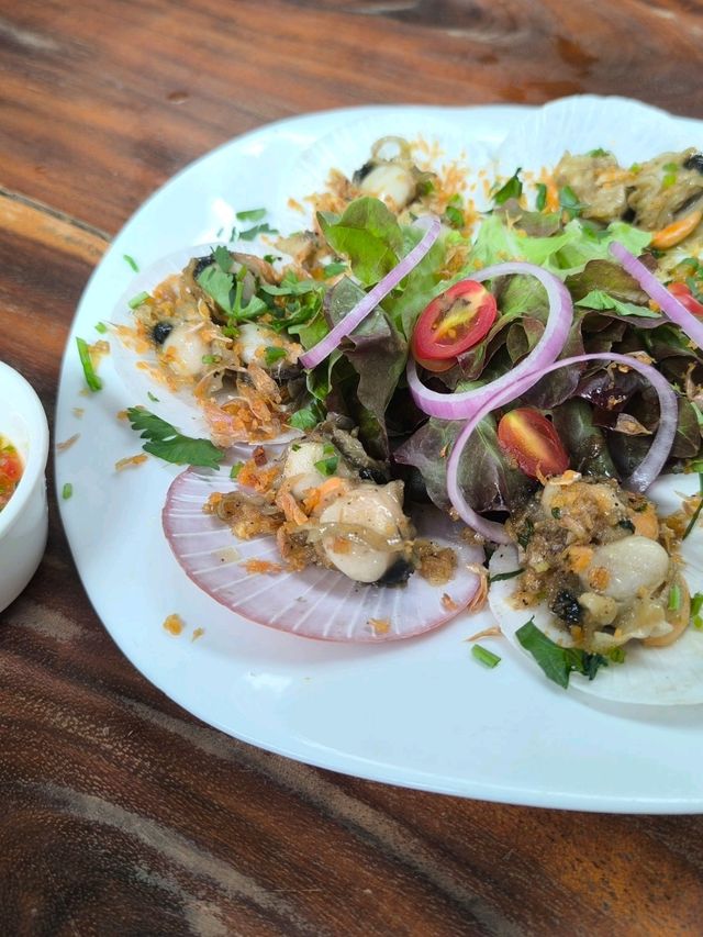 U-TURN Bar and restaurants เกาะช้าง