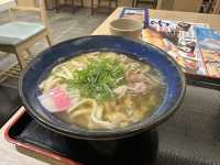 【資さんうどん｜すけさんうどん】 北九州発！福岡・九州民に愛されるソウルフードうどん店
