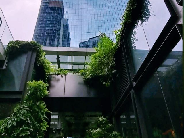 Guoco Mid Town 