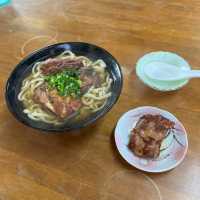 🍜藏身鄉間的沖繩味道！島そば的溫暖一餐