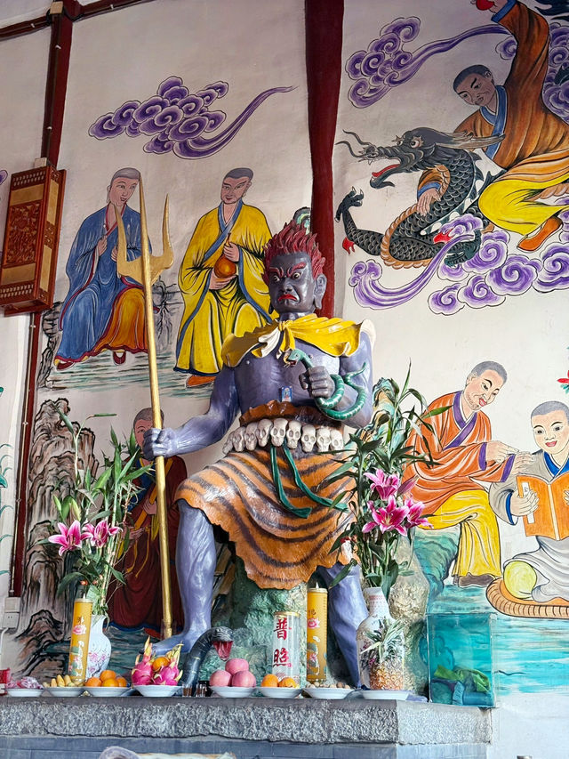 【中国・大理 普賢寺】古城の静寂に包まれた癒しの空間 【中国・大理 普賢寺】古城の静寂に包まれた癒しの空間