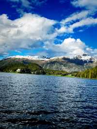 Summer Train Journey: St. Moritz ➝ Zurich – Scenic Swiss Rail Review