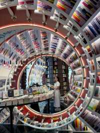 📚✨ Stepping into a Dream at Zhongshuge Bookstore – Shenzhen ✨📚