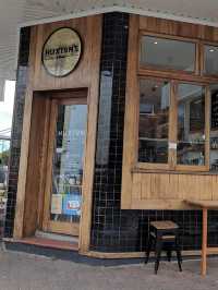 Huxton’s at Bronte 