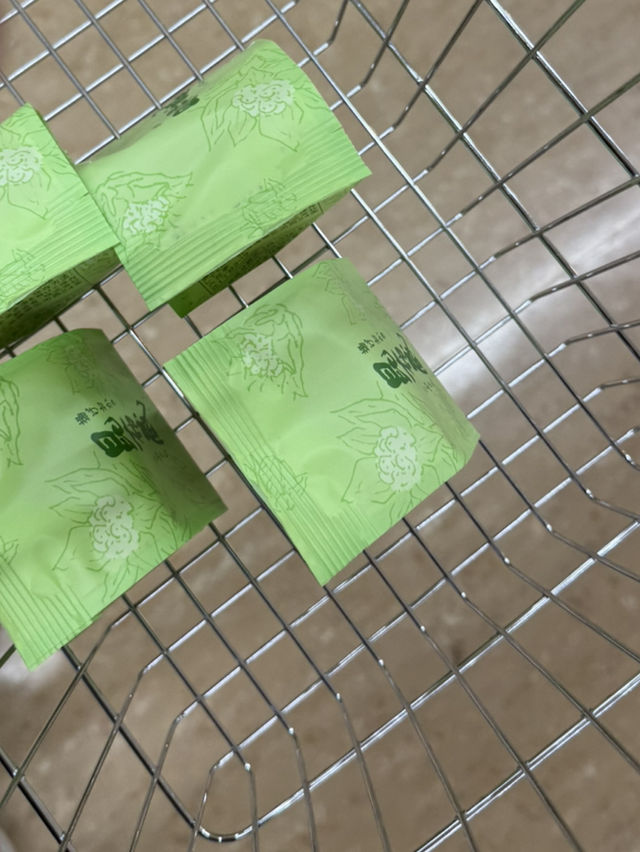 🍪搭乗前の帝王スイーツ「六花亭 帯広空港店」