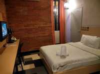 "Smart Stay for Airport Travelers"