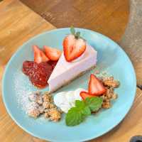 【日本・福岡🇯🇵】いちご好きなら行くべきカフェ🍓