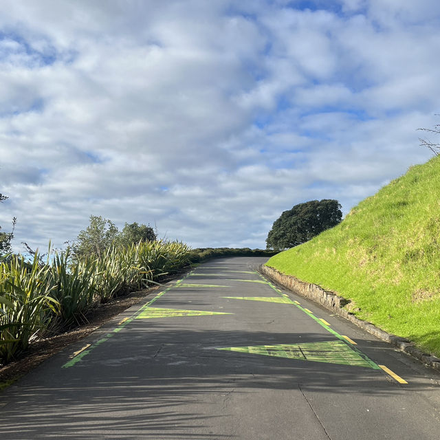 🌿走一條不擠人的路，看最震撼的奧克蘭天際線 | 德文港：North Head Summit 登頂＋海軍博物館漫步