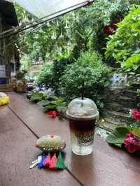 คาเฟ่แม่กำปองสุดฮิต