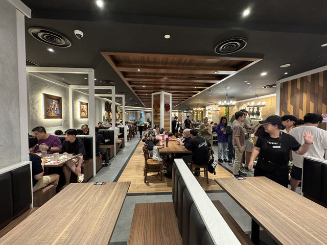 🥩 Busy Night at ANDES by Astons (IMM) – Good Food, But Some Tech & Timing Hiccups