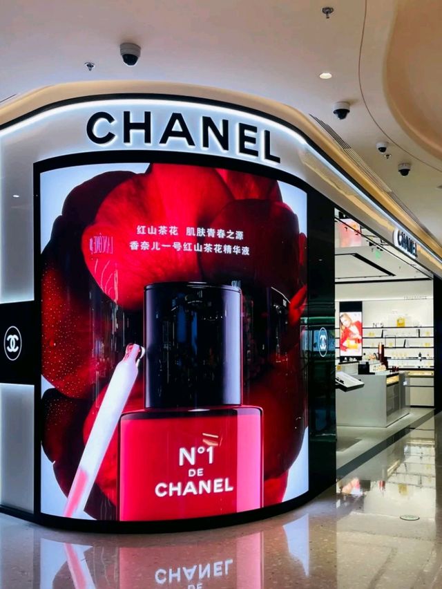 🛍️🎨 K11 Guangzhou – Where Art Meets Shopping in Style! 🎭✨