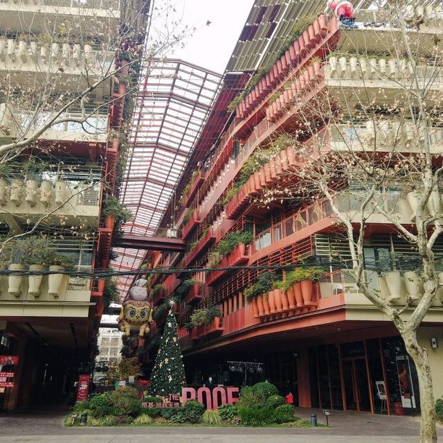 (เซี่ยงไฮ้) The Street of 1000 Red Jars