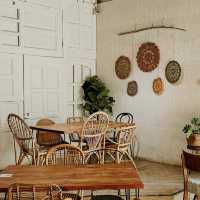 Hidden Corners and Soulful Sips