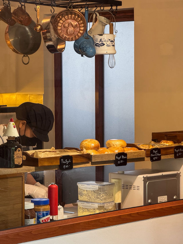 Dough a lot คาเฟ่โฮมเมดสุดอบอุ่น ย่านประชาชื่น 