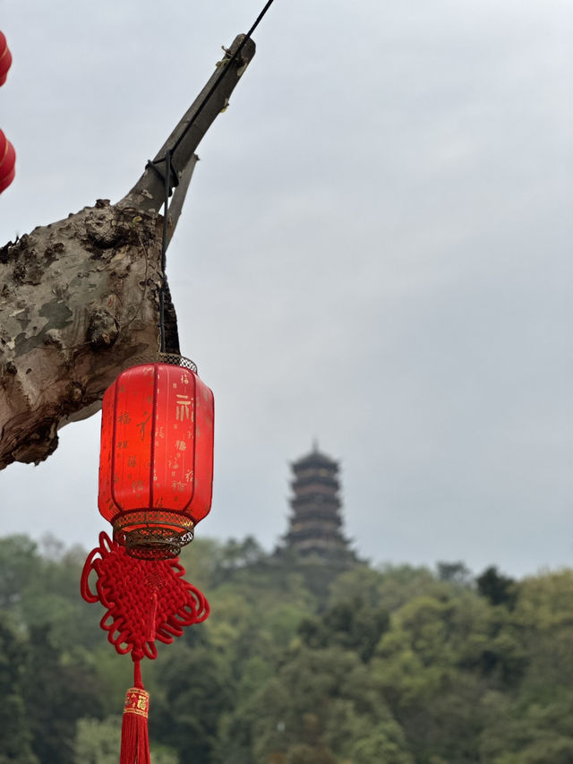 Liquid Dynasty: Infiltrating Dujiangyan’s Unbroken Ancient Town